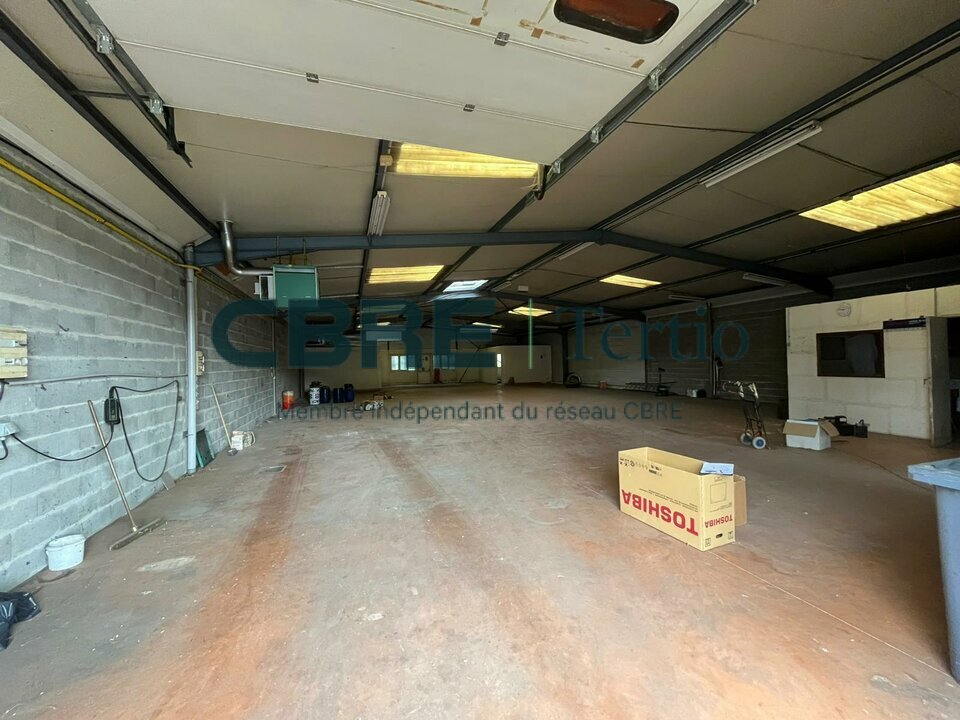 CBRE Tertio VENTE-LOCAL D'ACTIVITE-PARCAY-MESLAY-37