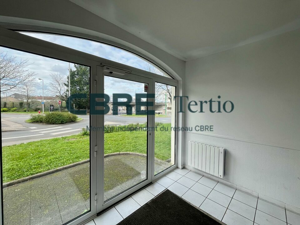 CBRE Tertio LOCATION-LOCAL COMMERCIAL-TOURS-37
