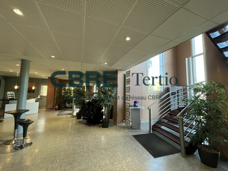 CBRE Tertio LOCATION-BUREAUX-SAINT-CYR-SUR-LOIRE-37