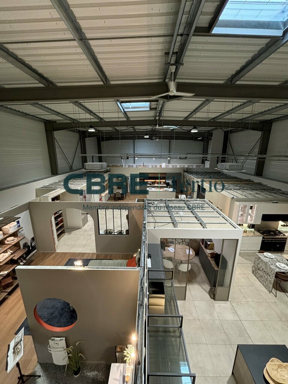 CBRE Tertio LOCATION-LOCAL D'ACTIVITE-TOURS-37
