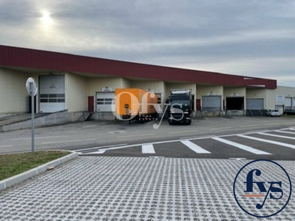 OFYS LOCATION-ENTREPOT-CORBAS-69