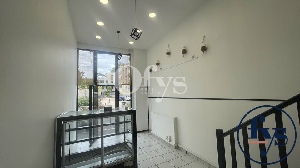 OFYS LOCATION-LOCAL COMMERCIAL-ECULLY-69