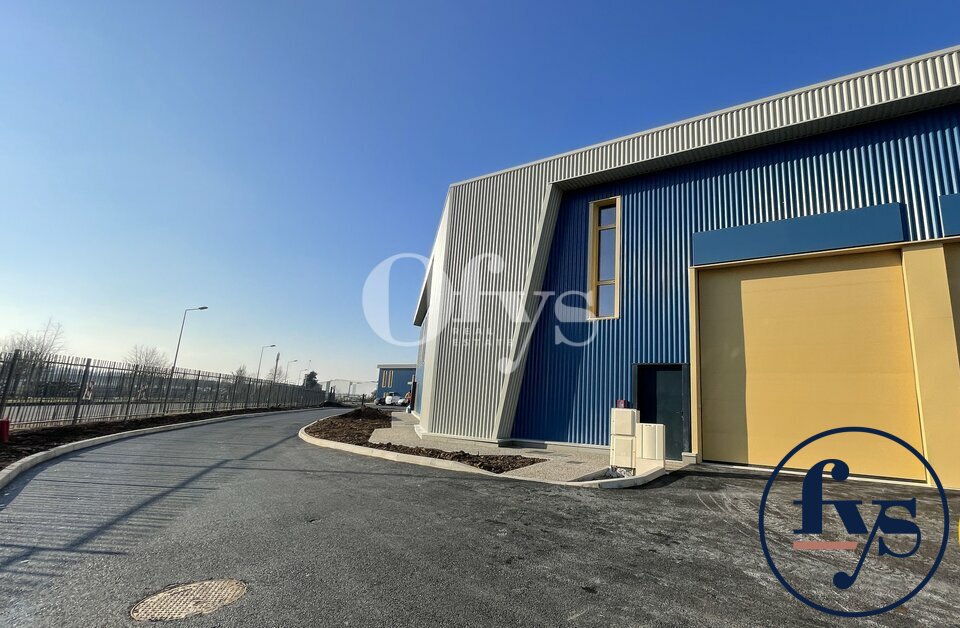 OFYS LOCATION-LOCAL D'ACTIVITE-SAINT_BONNET_DE_MURE-69