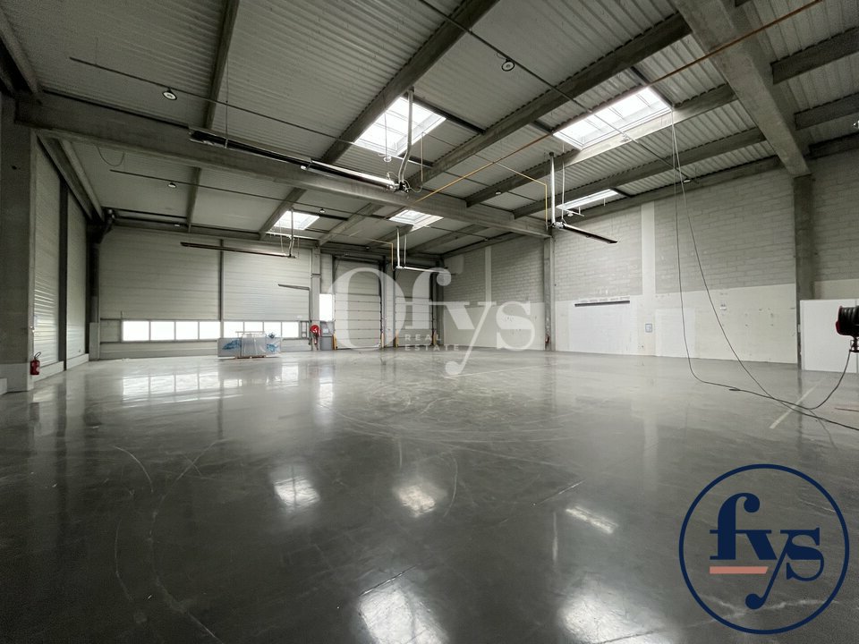 OFYS LOCATION-LOCAL D'ACTIVITE-SAINT_PRIEST-69