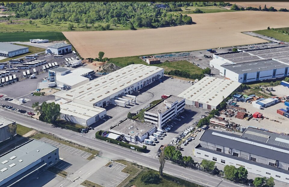 OFYS LOCATION-ENTREPOT-CORBAS-69