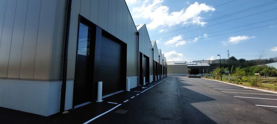 OFYS LOCATION-LOCAL D'ACTIVITE-TOUSSIEU-69