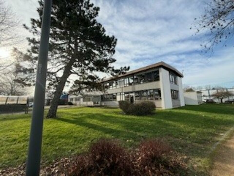 OFYS VENTE-BUREAUX-BOURG-EN-BRESSE-01