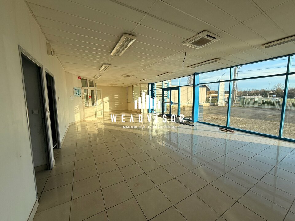 WEADVISOR TOURS LOCATION-LOCAL COMMERCIAL-MONTLOUIS-SUR-LOIRE-37