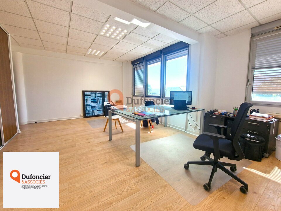 DUFONCIER ET ASSOCIES VENTE-BUREAUX-SAINT_BENOIT-86