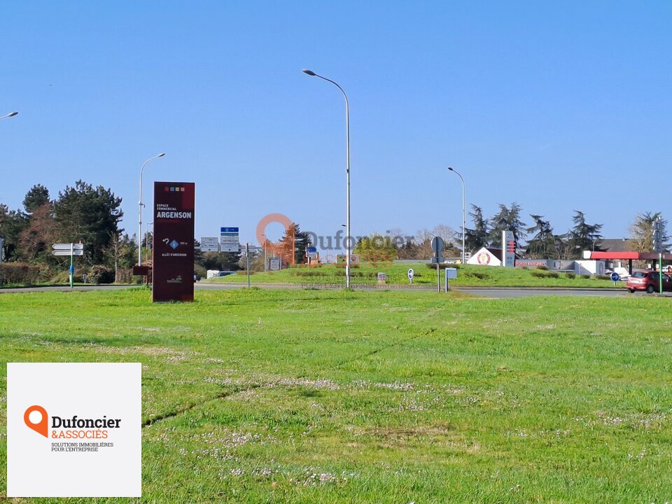 DUFONCIER ET ASSOCIES VENTE-LOCAL COMMERCIAL-CHATELLERAULT-86