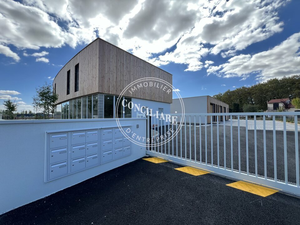 CONCILIARE VENTE-LOCAL D'ACTIVITE-CASTANET_TOLOSAN-31