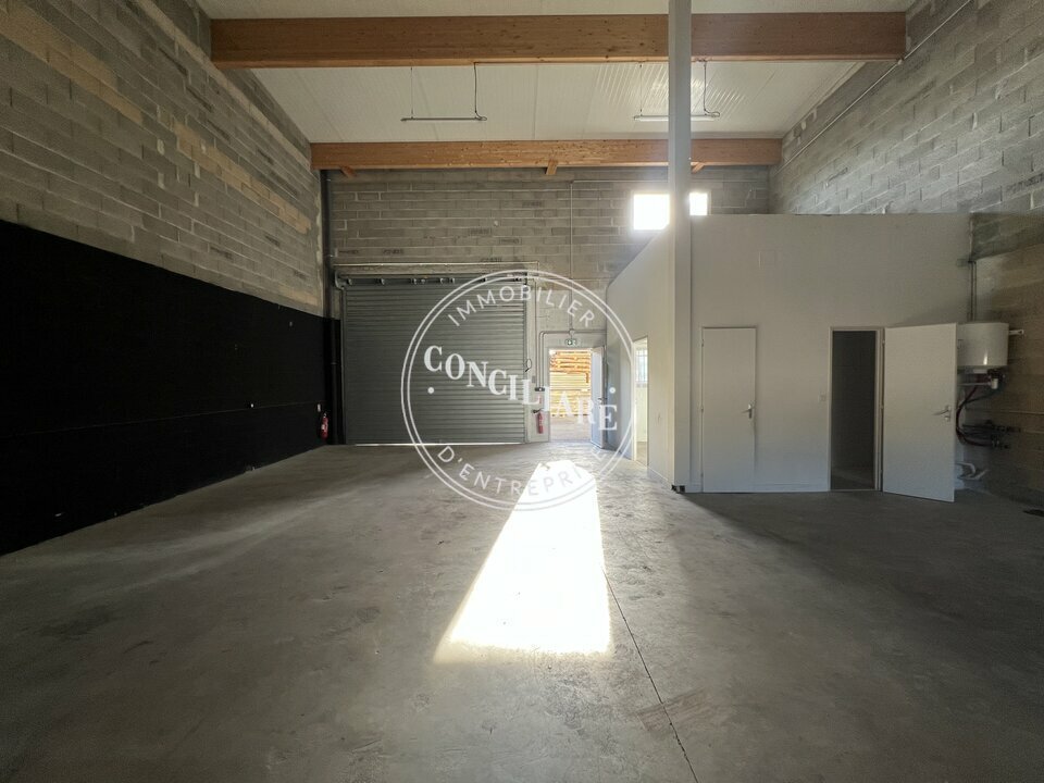 CONCILIARE LOCATION-ENTREPOT-GARIDECH-31