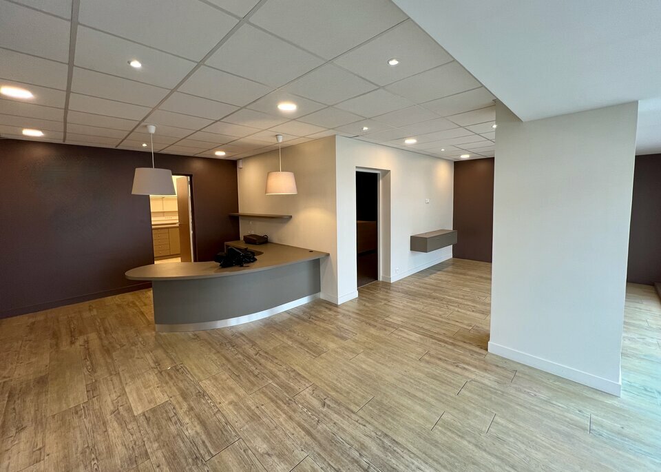 ARTHUR LOYD CHARENTE VENTE-LOCAL COMMERCIAL-ANGOULEME-16