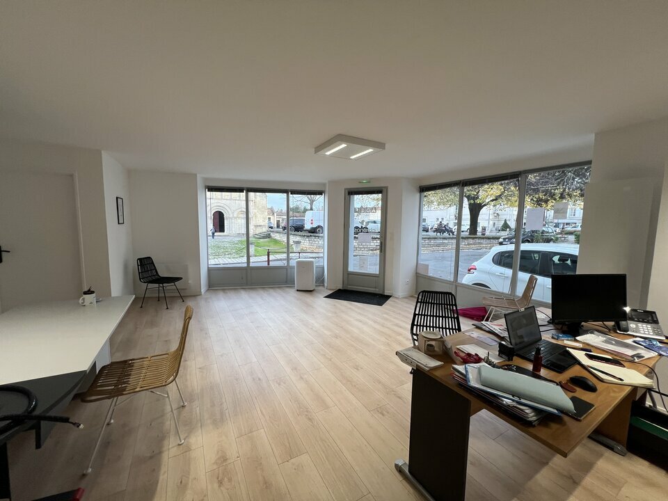ARTHUR LOYD CHARENTE LOCATION-LOCAL COMMERCIAL-LA_COURONNE-16