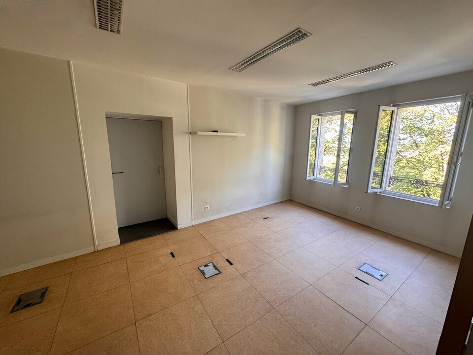 ARTHUR LOYD CHARENTE LOCATION-BUREAUX-ANGOULEME-16