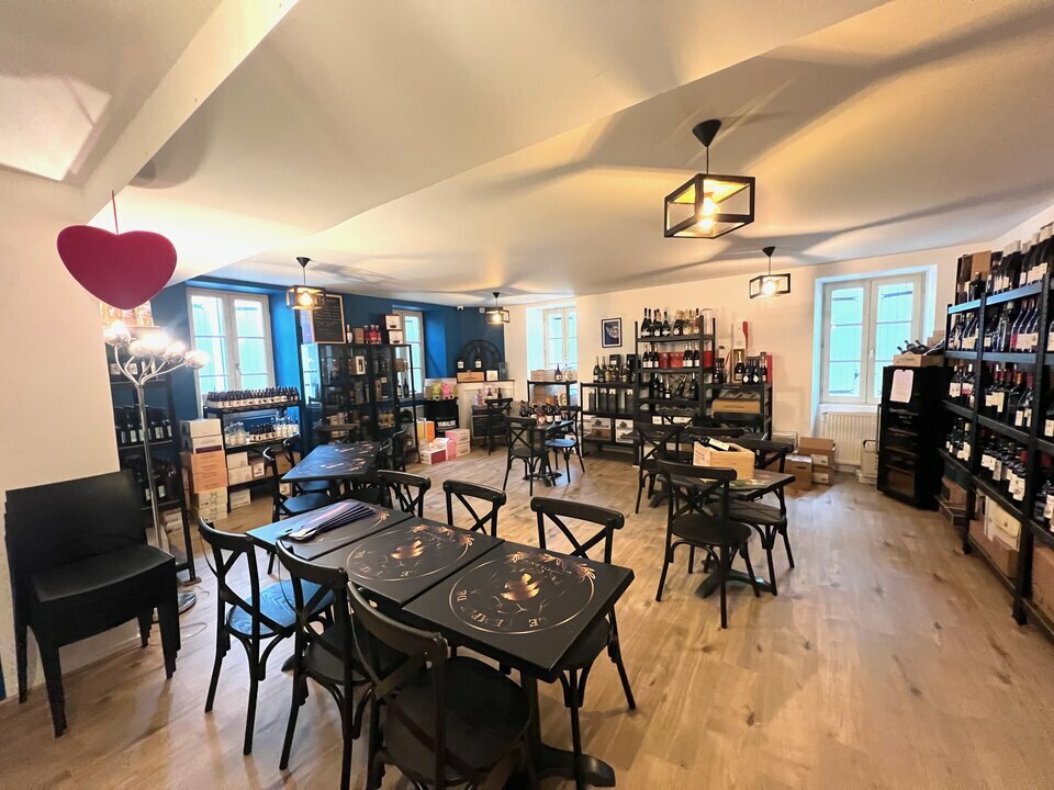 ARTHUR LOYD CHARENTE VENTE-LOCAL COMMERCIAL-CHAMPNIERS-16
