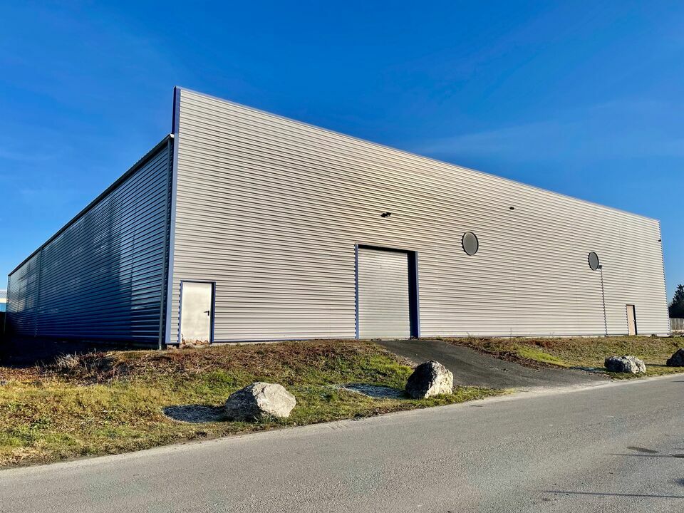 ARTHUR LOYD CHARENTE VENTE-ENTREPOT-ROULLET-SAINT-ESTEPHE-16