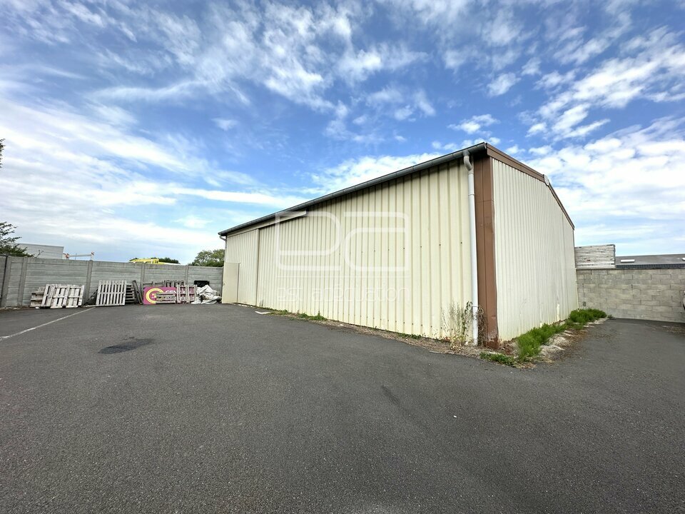 EST ADEQUATION LOCATION-ENTREPOT-SEICHAMPS-54