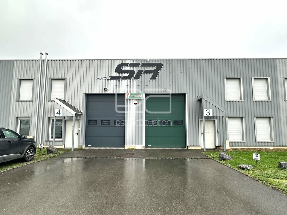 EST ADEQUATION LOCATION-LOCAL D'ACTIVITE-LESMENILS-54