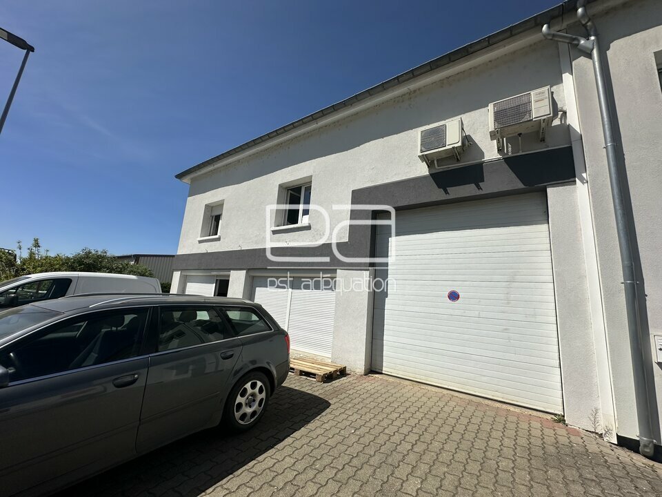 EST ADEQUATION LOCATION-LOCAL D'ACTIVITE-SEICHAMPS-54