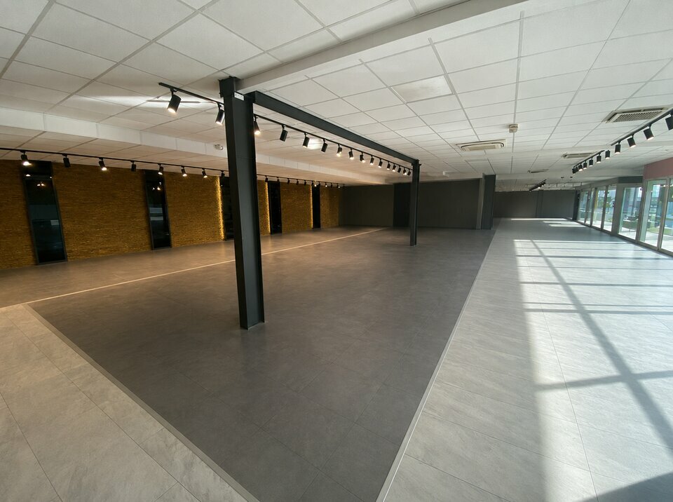 ATP IMMOBILIER LOCATION-LOCAL COMMERCIAL-BORDEAUX-33