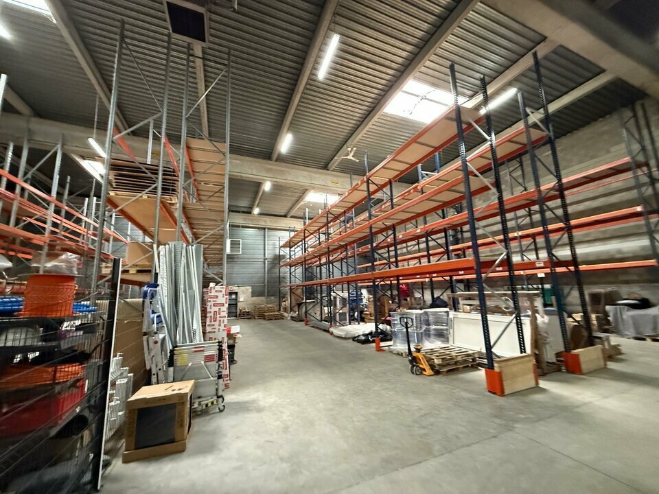 WE INVEST FRANCE LOCATION-LOCAL D'ACTIVITE-LOUVRES-95