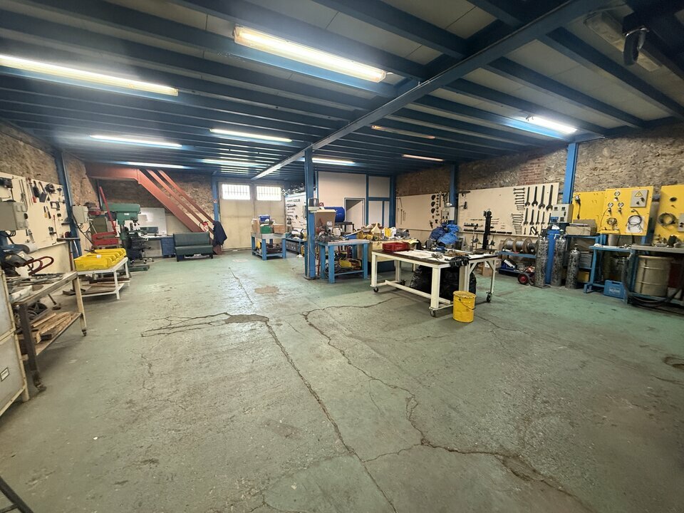 WE INVEST FRANCE VENTE-LOCAL D'ACTIVITE-ARGENTEUIL-95