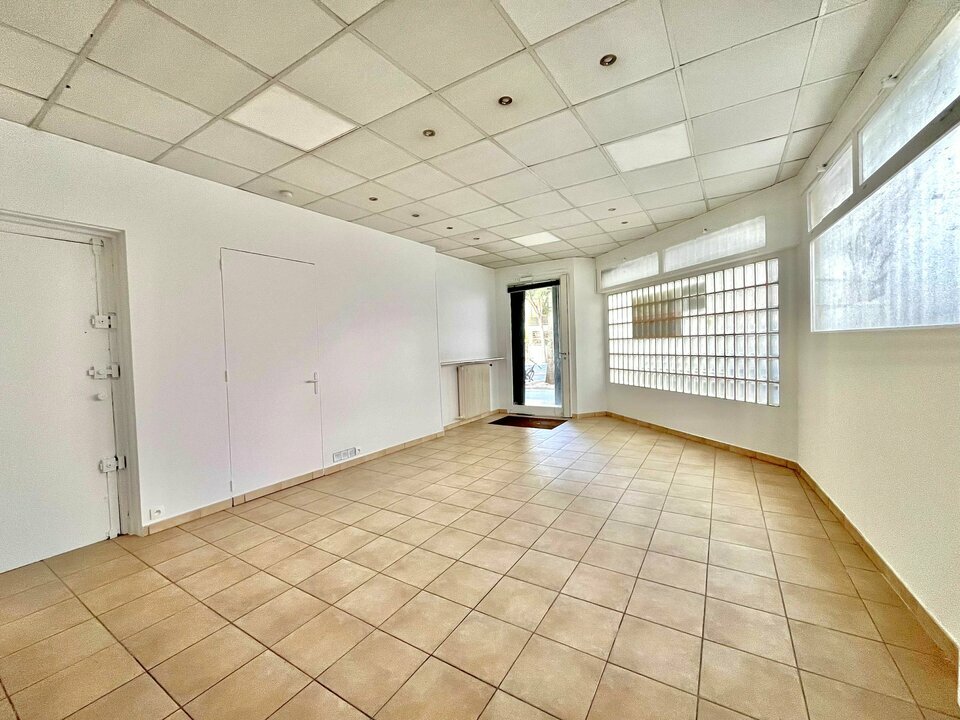 AZUREA COMMERCES   ENTREPRISES VENTE-LOCAL COMMERCIAL-NICE-06