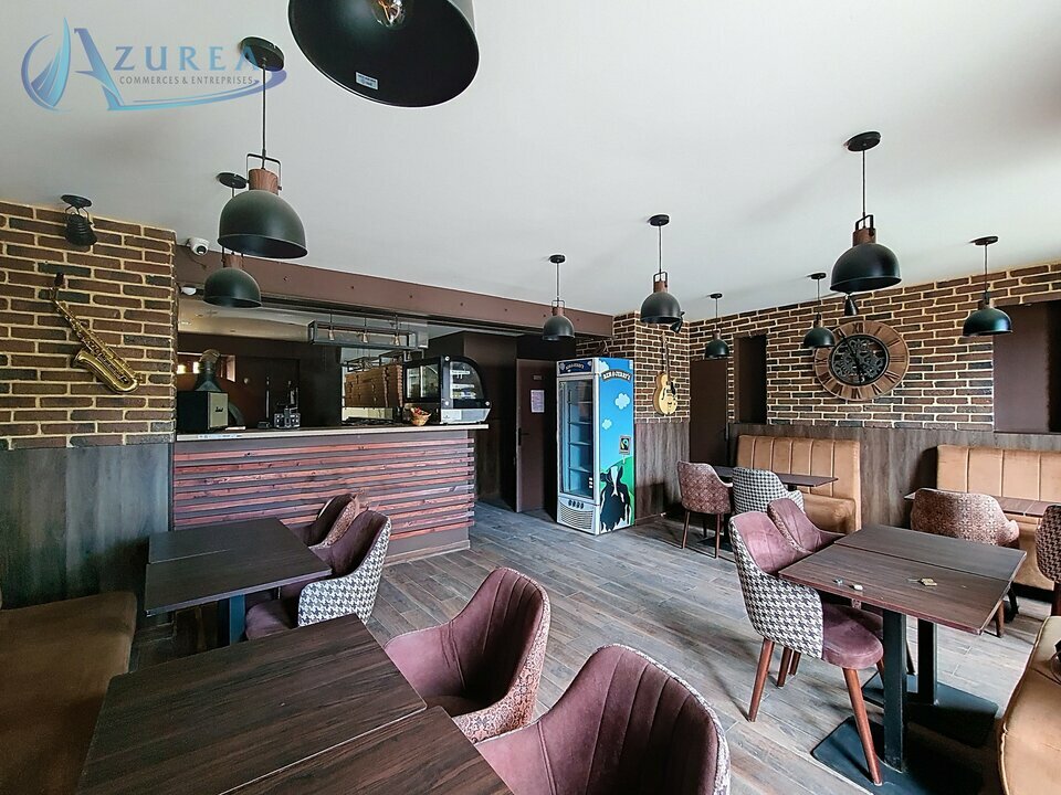 AZUREA COMMERCES   ENTREPRISES LOCATION-LOCAL COMMERCIAL-NICE-06