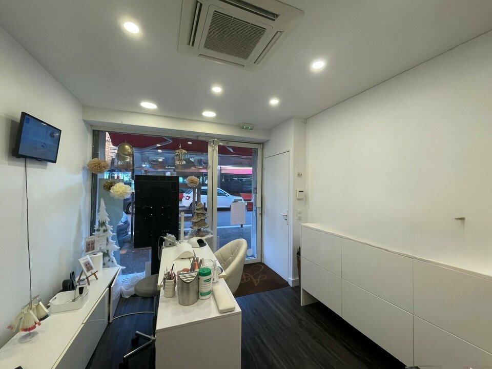 AZUREA COMMERCES   ENTREPRISES VENTE-LOCAL COMMERCIAL-NICE-06