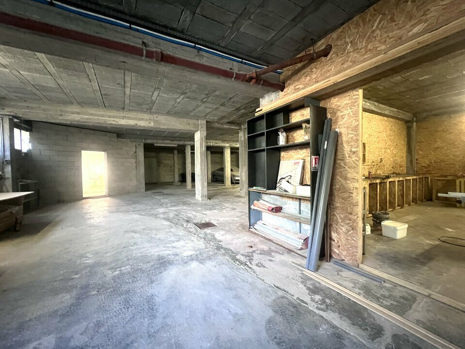 AZUREA COMMERCES   ENTREPRISES VENTE-ENTREPOT-NICE-06