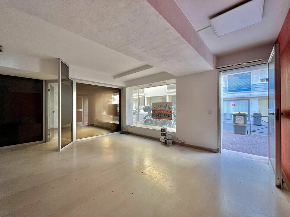 AZUREA COMMERCES   ENTREPRISES LOCATION-LOCAL COMMERCIAL-ANTIBES-06