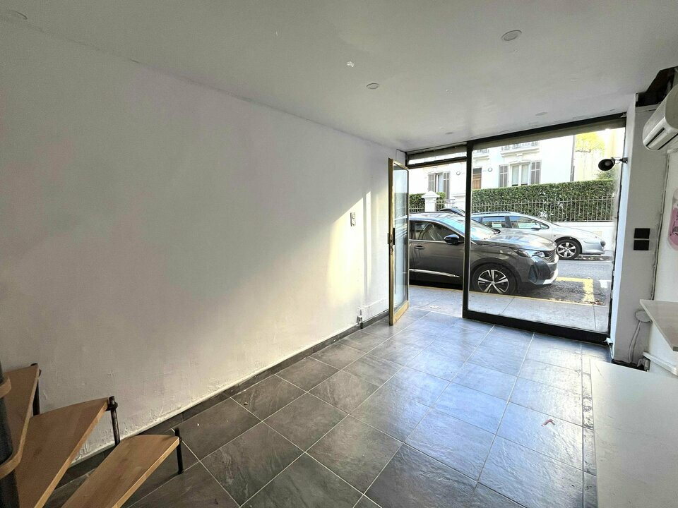 AZUREA COMMERCES   ENTREPRISES VENTE-LOCAL COMMERCIAL-ANTIBES-06