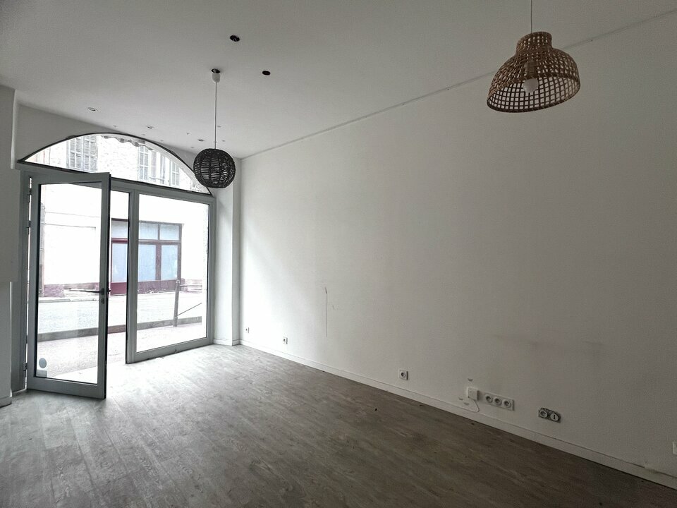 AZUREA COMMERCES   ENTREPRISES VENTE-LOCAL COMMERCIAL-VENCE-06