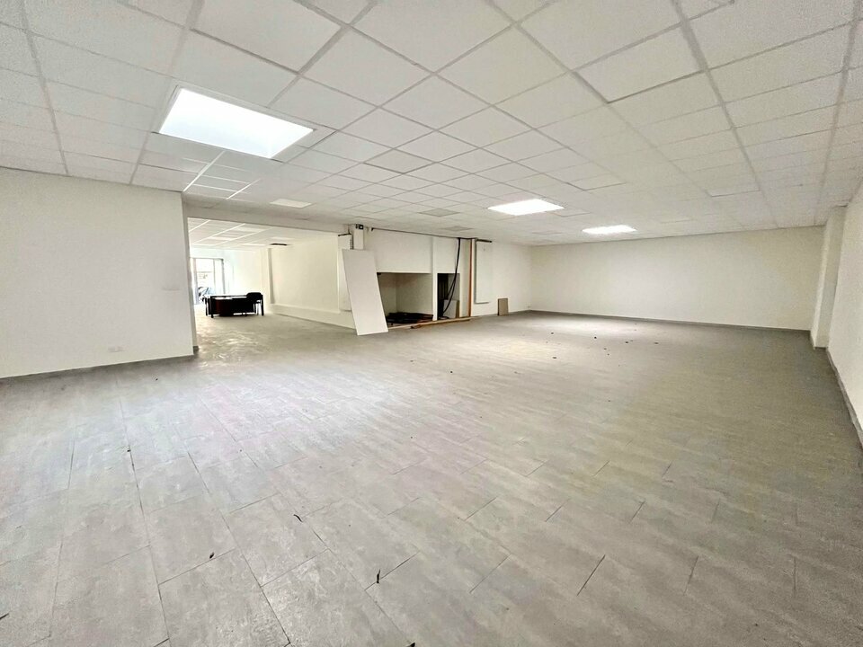 AZUREA COMMERCES   ENTREPRISES LOCATION-LOCAL COMMERCIAL-CANNES-06