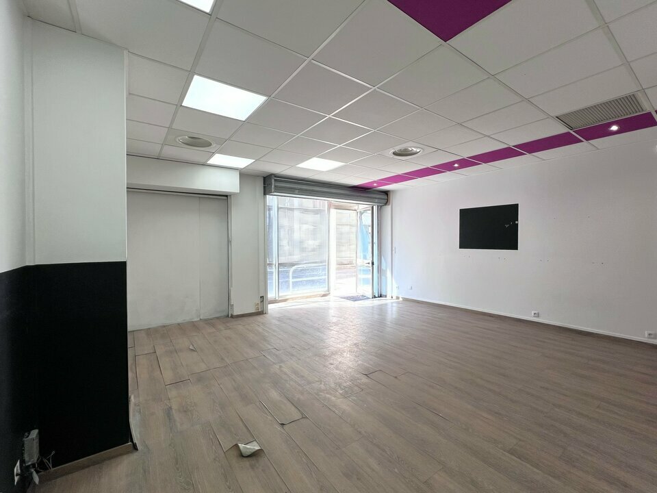 AZUREA COMMERCES   ENTREPRISES LOCATION-LOCAL COMMERCIAL-NICE-06