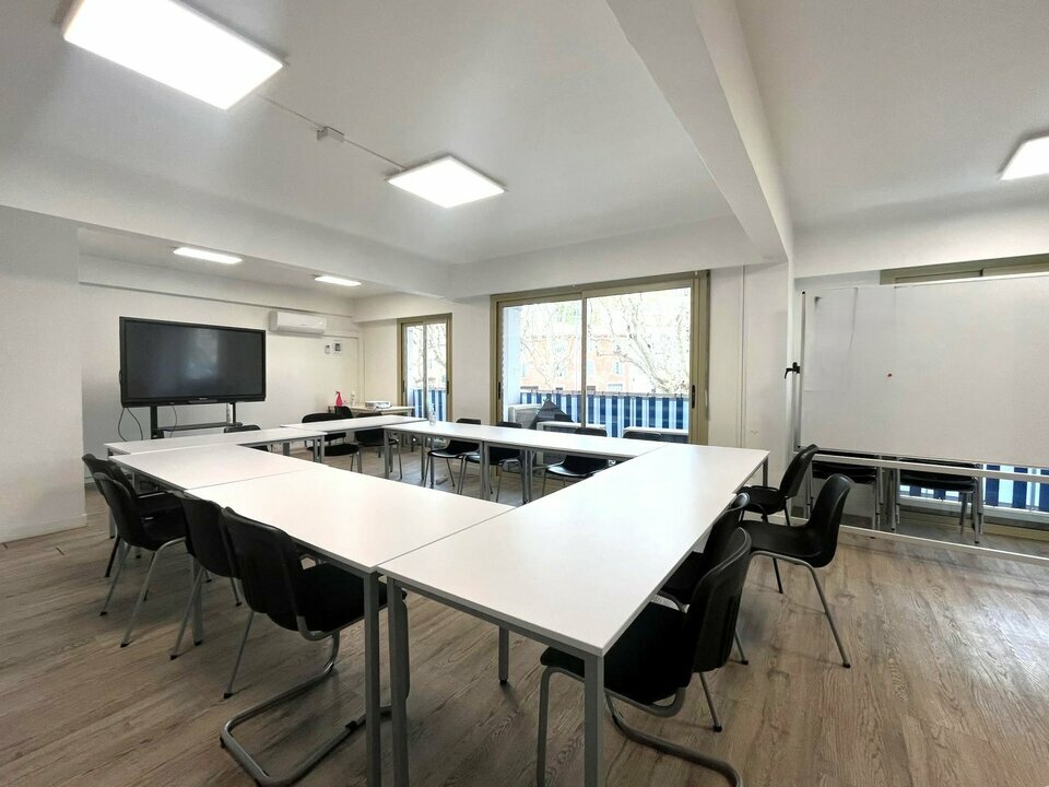 AZUREA COMMERCES   ENTREPRISES LOCATION-BUREAUX-CAGNES_SUR_MER-06