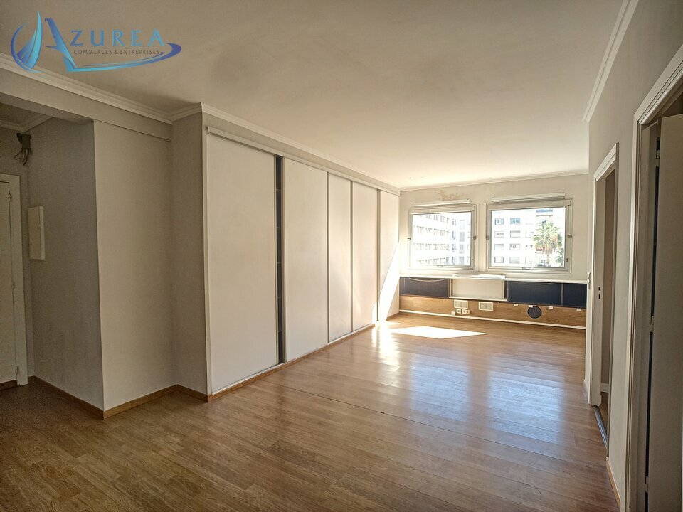 AZUREA COMMERCES   ENTREPRISES VENTE-BUREAUX-NICE-06