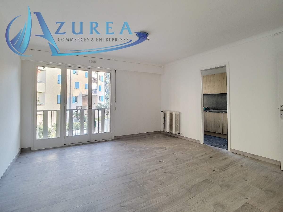 AZUREA COMMERCES   ENTREPRISES LOCATION-BUREAUX-CANNES-06