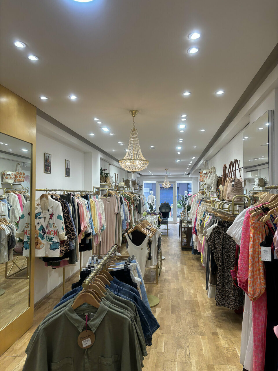 AZUREA COMMERCES   ENTREPRISES LOCATION-LOCAL COMMERCIAL-ANTIBES-06