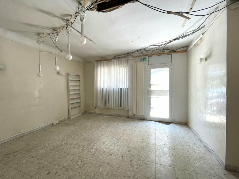 AZUREA COMMERCES   ENTREPRISES LOCATION-LOCAL COMMERCIAL-NICE-06