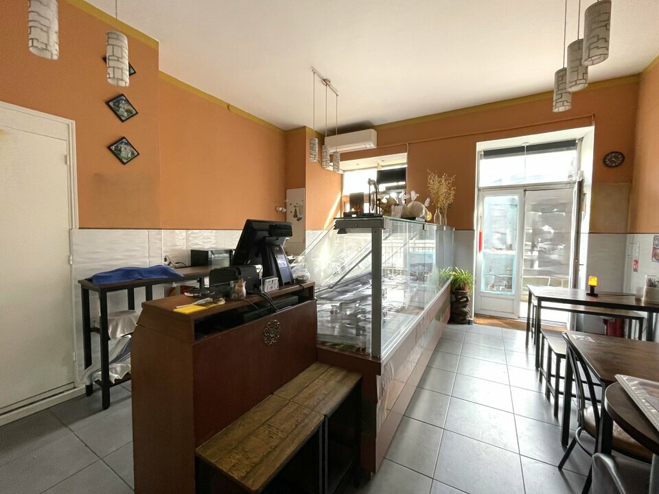 AZUREA COMMERCES   ENTREPRISES LOCATION-LOCAL COMMERCIAL-NICE-06