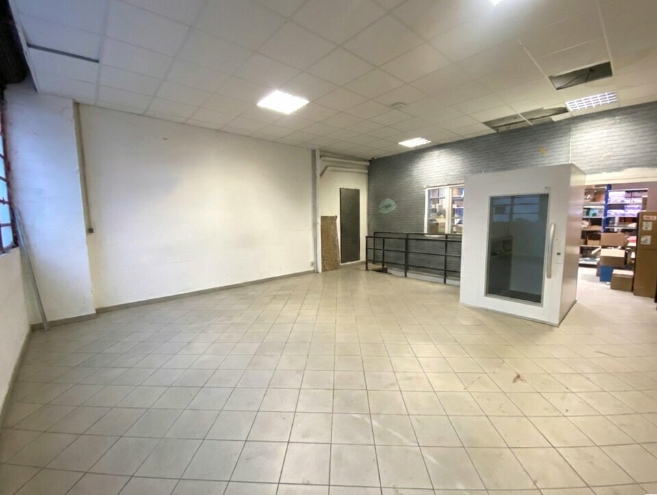 AZUREA COMMERCES   ENTREPRISES LOCATION-LOCAL COMMERCIAL-NICE-06