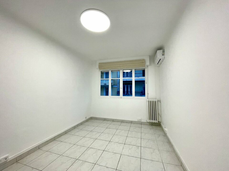 AZUREA COMMERCES   ENTREPRISES LOCATION-BUREAUX-NICE-06