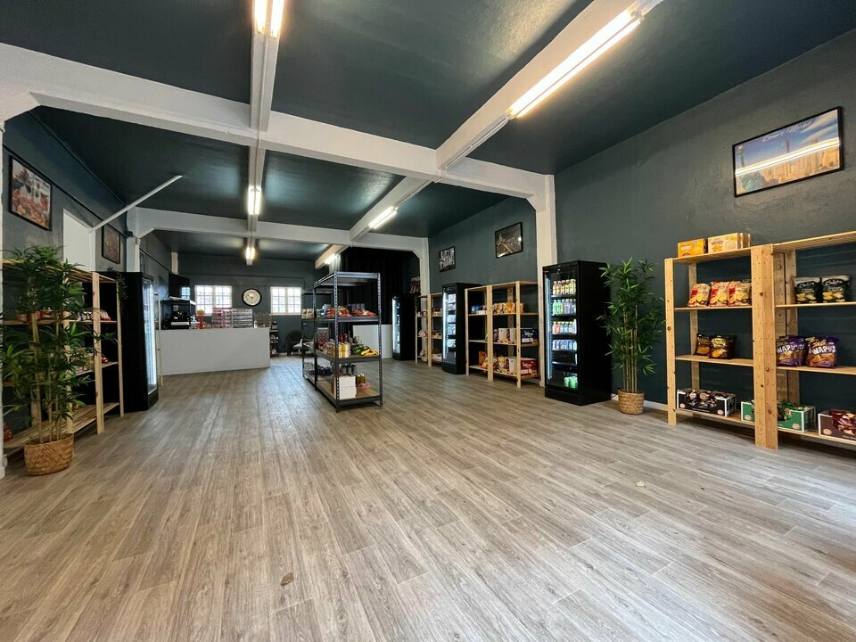AZUREA COMMERCES   ENTREPRISES VENTE-LOCAL COMMERCIAL-GRASSE-06
