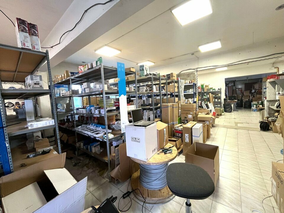 AZUREA COMMERCES   ENTREPRISES VENTE-LOCAL COMMERCIAL-ANTIBES-06