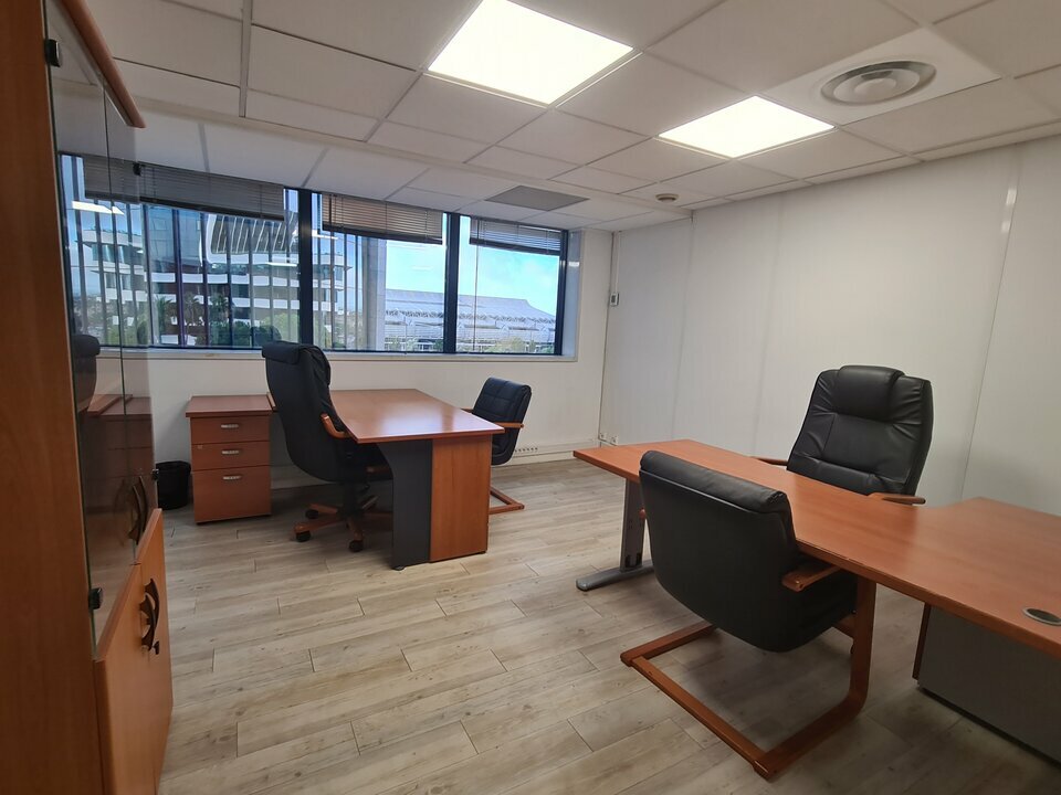 AZUREA COMMERCES   ENTREPRISES LOCATION-BUREAUX-NICE-06