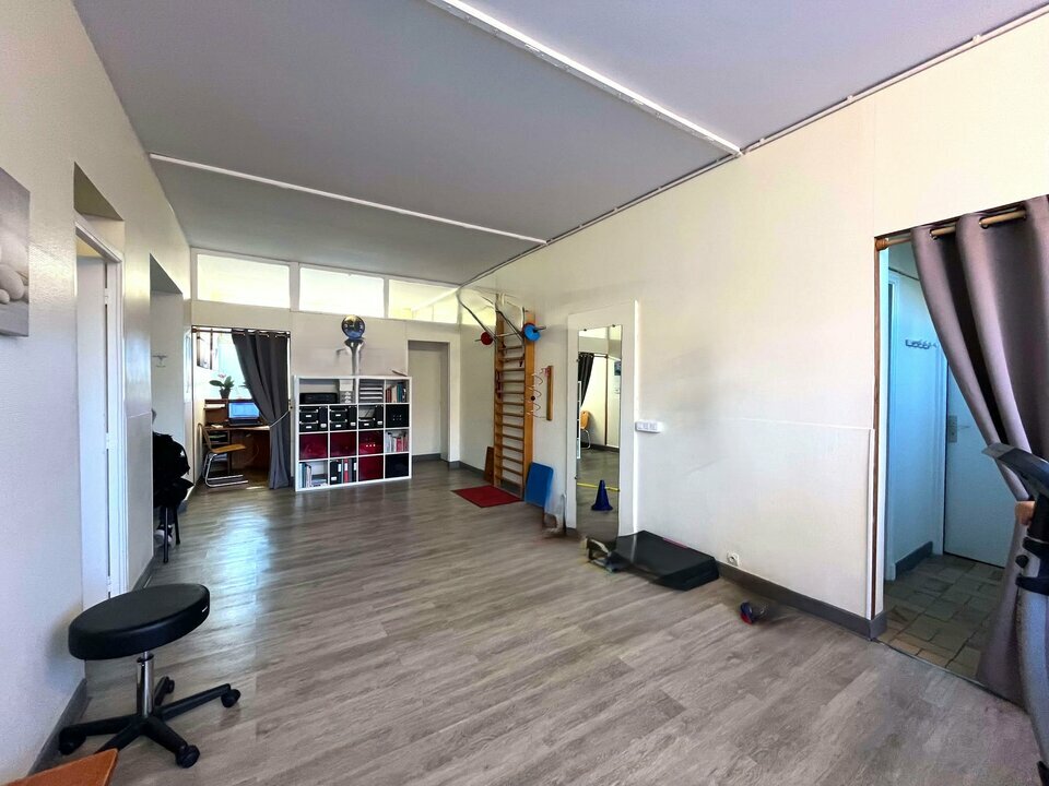 AZUREA COMMERCES   ENTREPRISES LOCATION-LOCAL COMMERCIAL-LE_CANNET-06