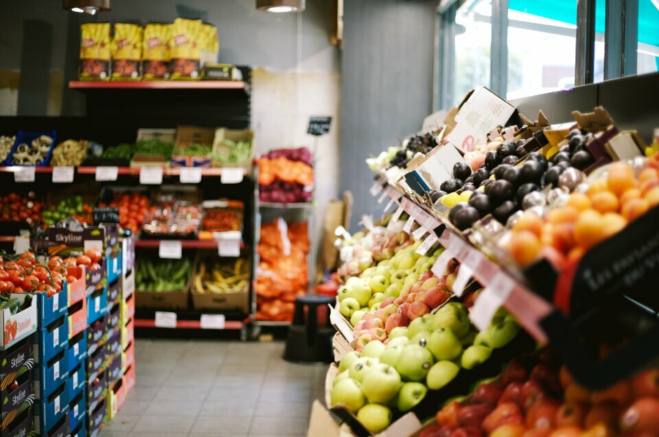 AZUREA COMMERCES   ENTREPRISES VENTE-LOCAL COMMERCIAL-LE_CANNET-06