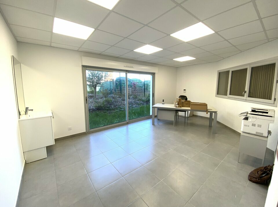 AZUREA COMMERCES   ENTREPRISES LOCATION-BUREAUX-VILLENEUVE_LOUBET-06